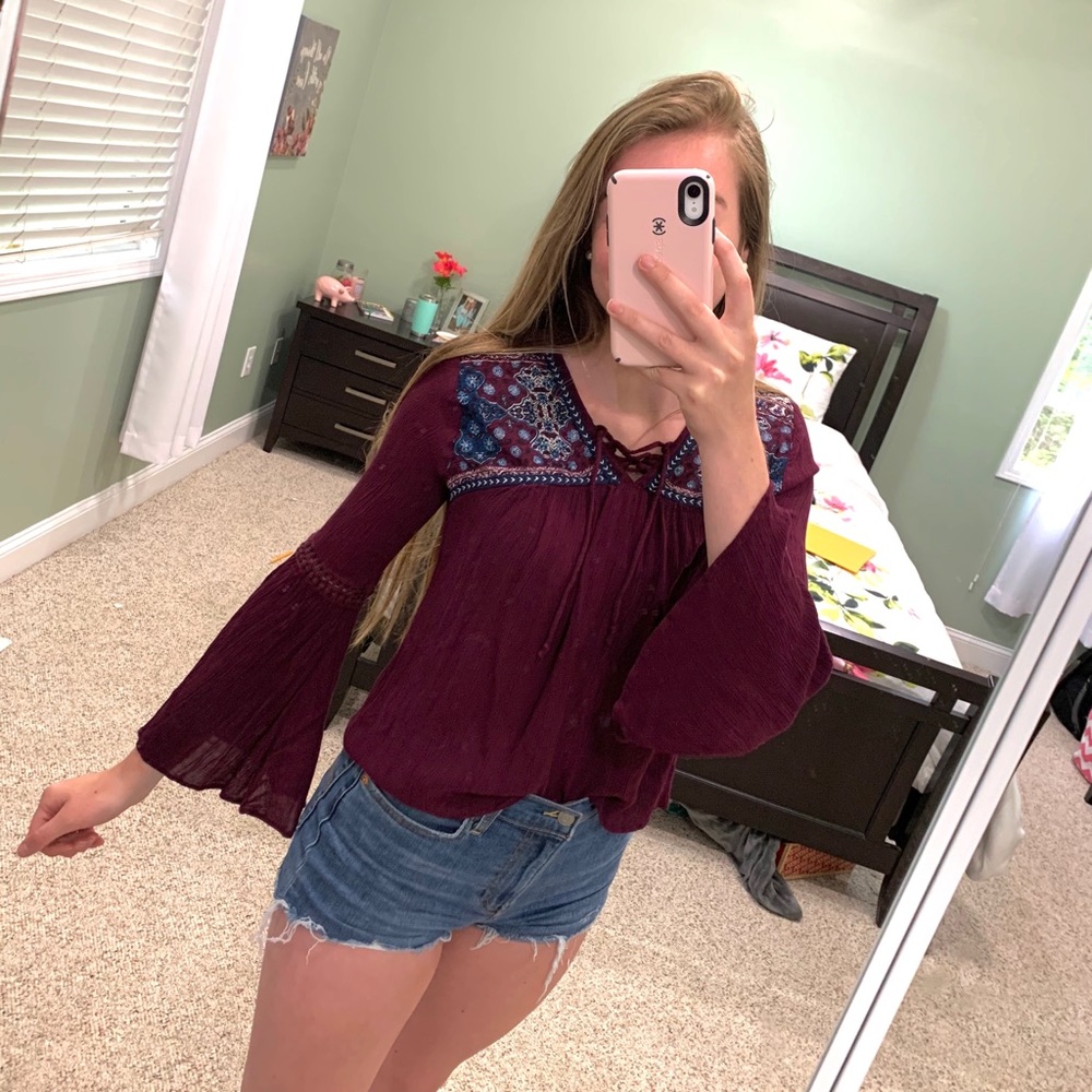 Altard state bell sleeve top🌟
